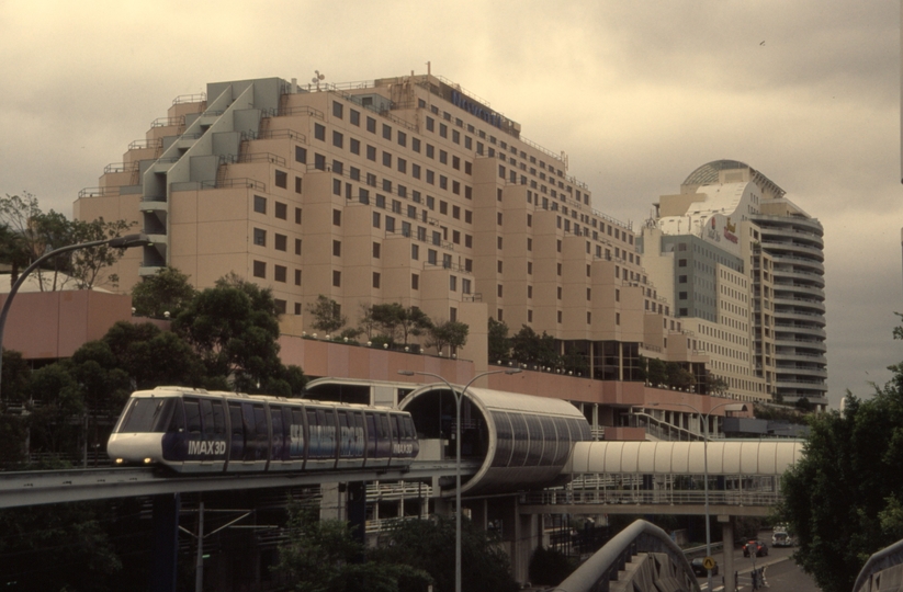 132562: Monorail Train departing Convention Station