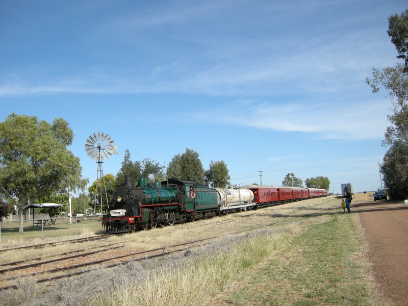135142: Ilfracombe Down Queensland 150th Anniversary Special BB18 1079