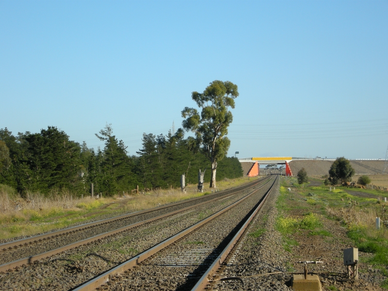 135413: Robinsons Road Level Crossing looking towards Ballarat