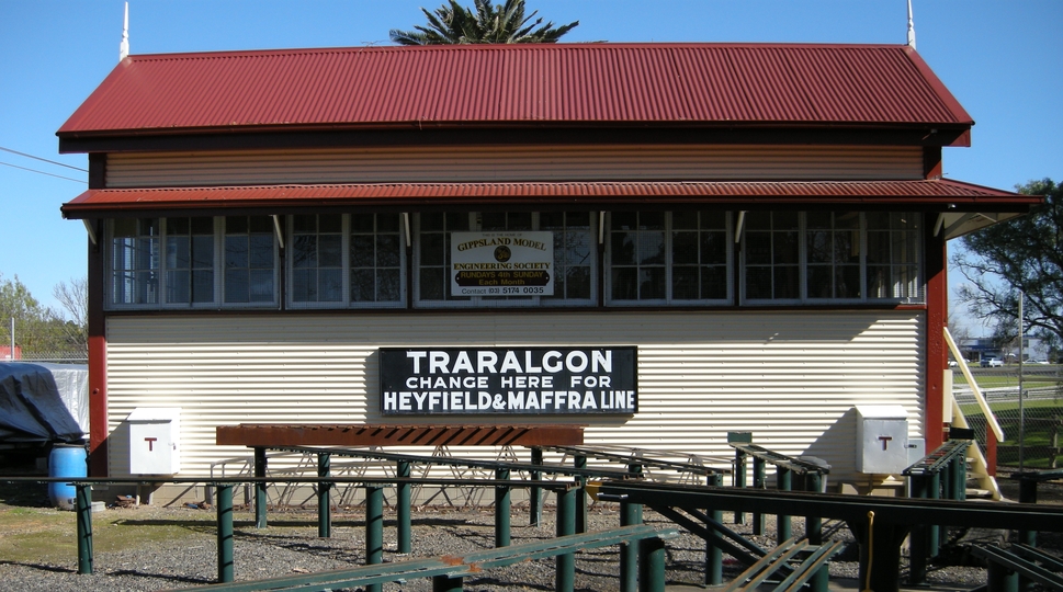 135524: Traralgon Gippsland Model Engineering Society Relocated Traralgon Signal Box