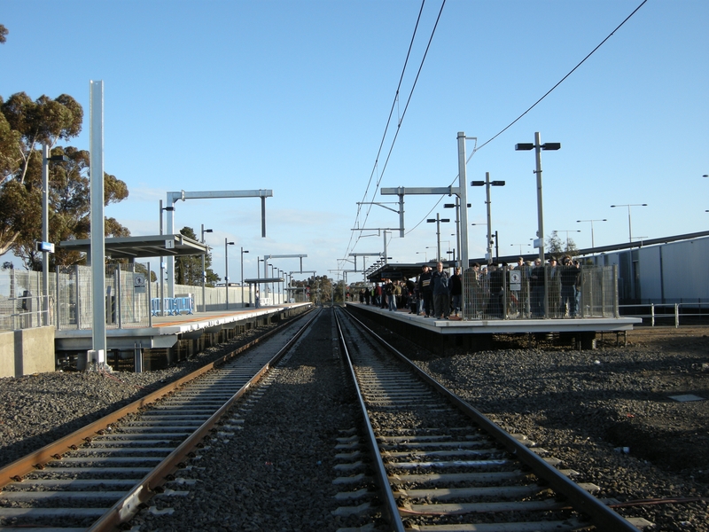 135559: Craigieburn looking towards Melbourne from Pedestrian Crossing