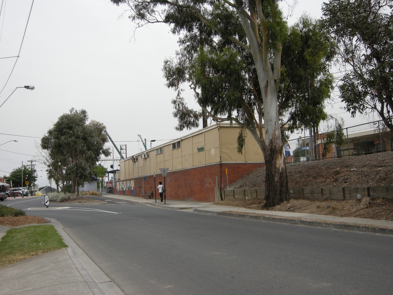 136239: Nunawading looking towards Melbourne along South side