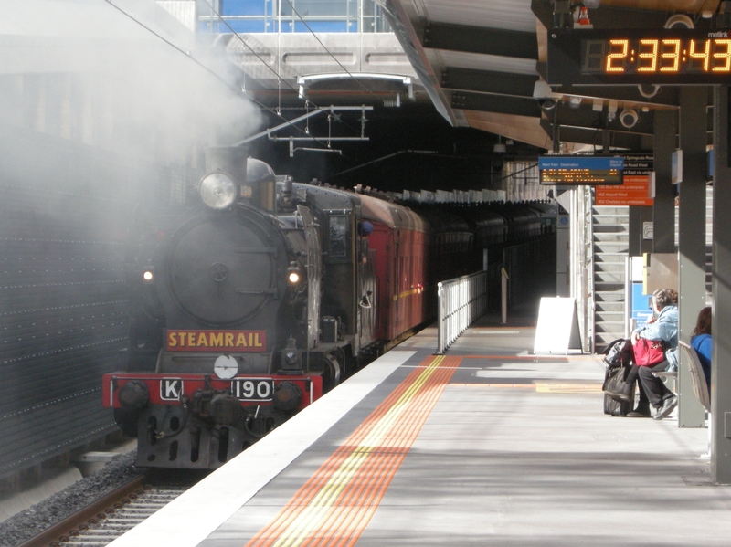 136782: Nunawading Down Steamrail Special K190 trailing