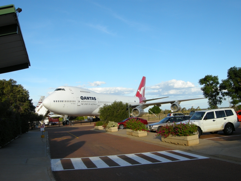 201512: Longreach Qantas Founders' Museum Boeing 747 'City of Bunbury'