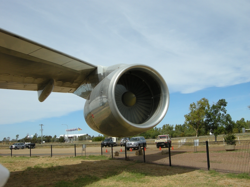 201522: Longreach Qanats Founders' Museum Engine of Boeing 747 'City of Bunbury'