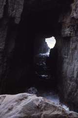 400351: Remarkable Cave near Port Arthur Tasmania
