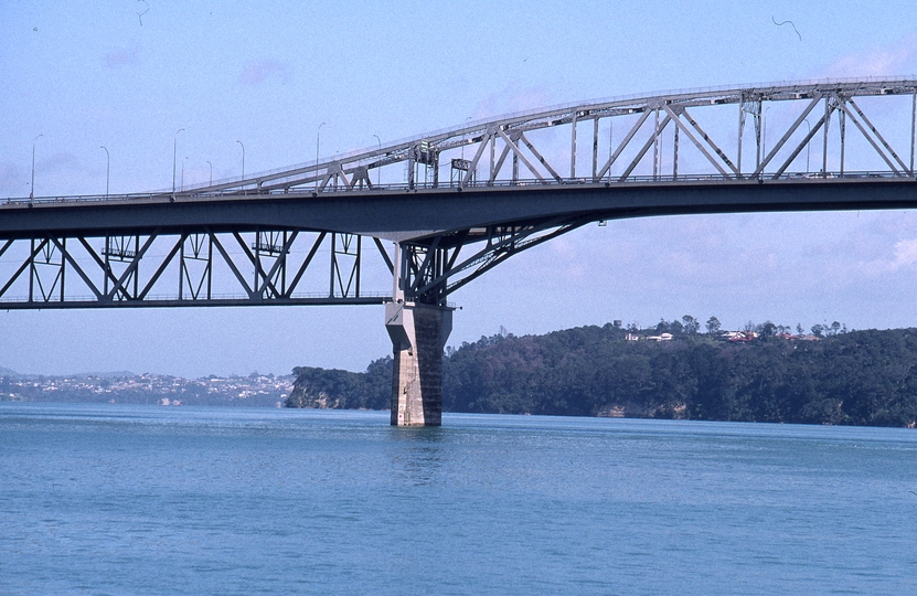 400824: Auckland Harbour Bridge North Island NZ