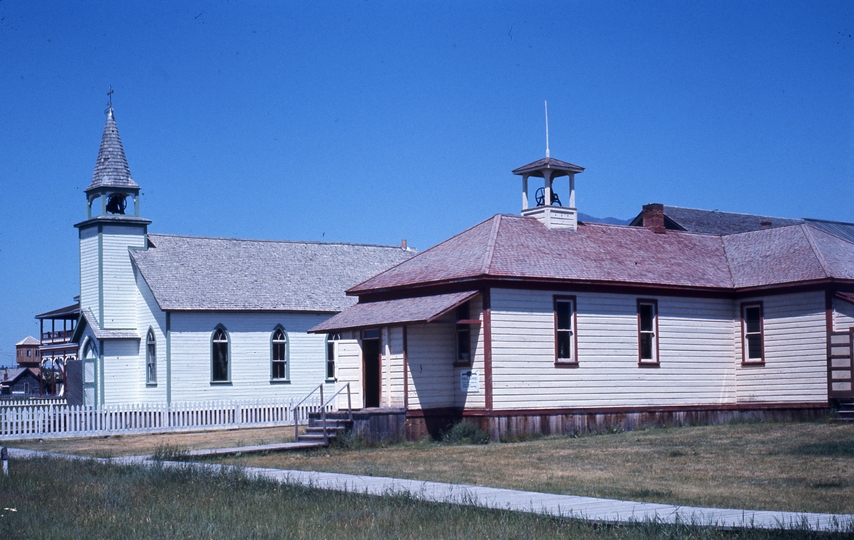 401146: Fort Steele BC Canada Historic Park Church and School