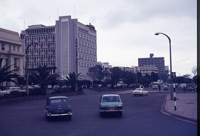 401443: Nairobi Kenya Street scene near Ambassadeur Hotel